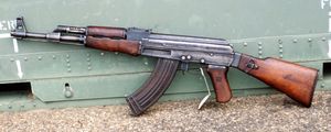 AK-47iJVjRtej